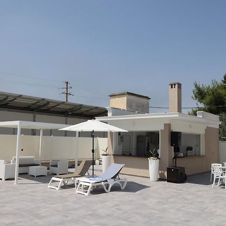 Hotel Il Quadrifoglio Cerignola Exterior photo