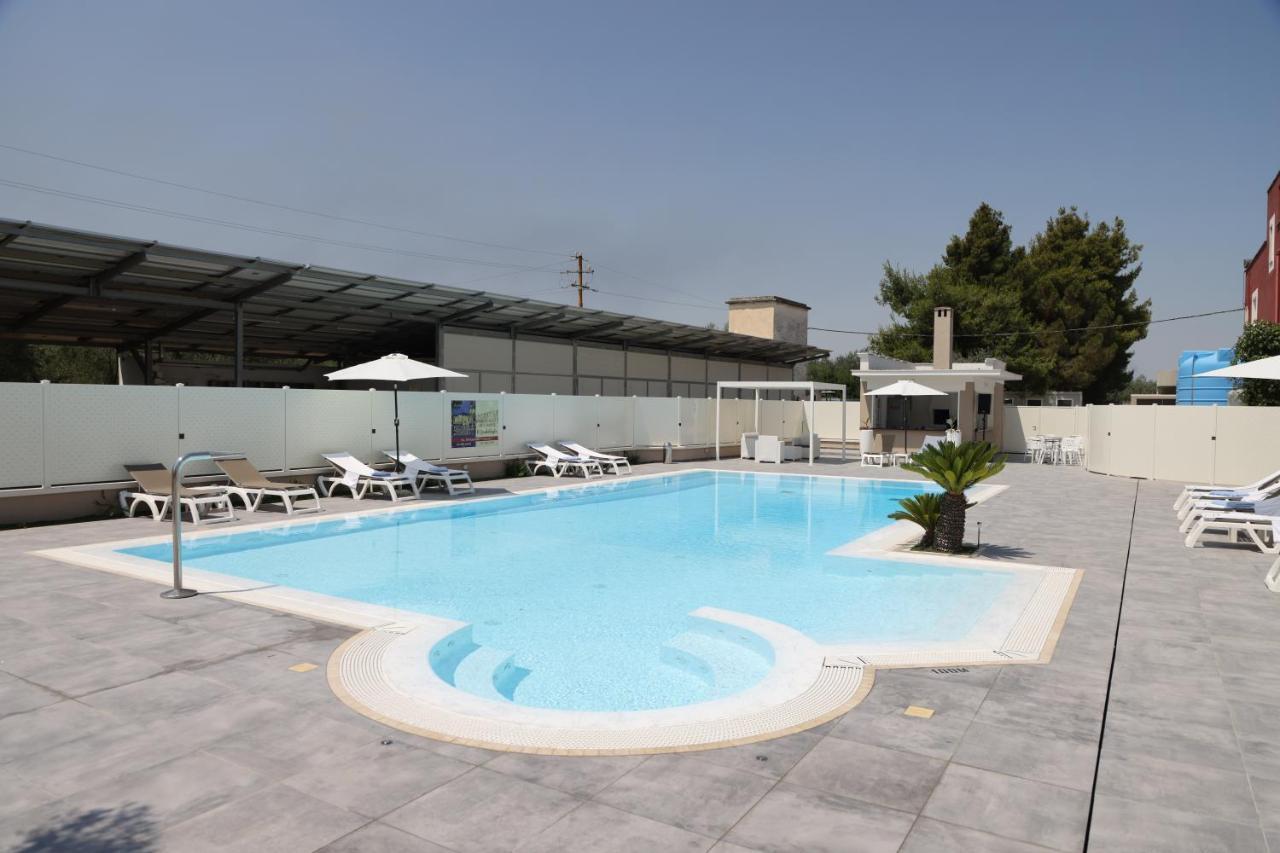 Hotel Il Quadrifoglio Cerignola Exterior photo