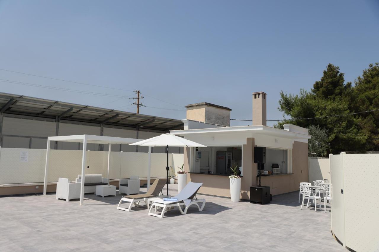 Hotel Il Quadrifoglio Cerignola Exterior photo